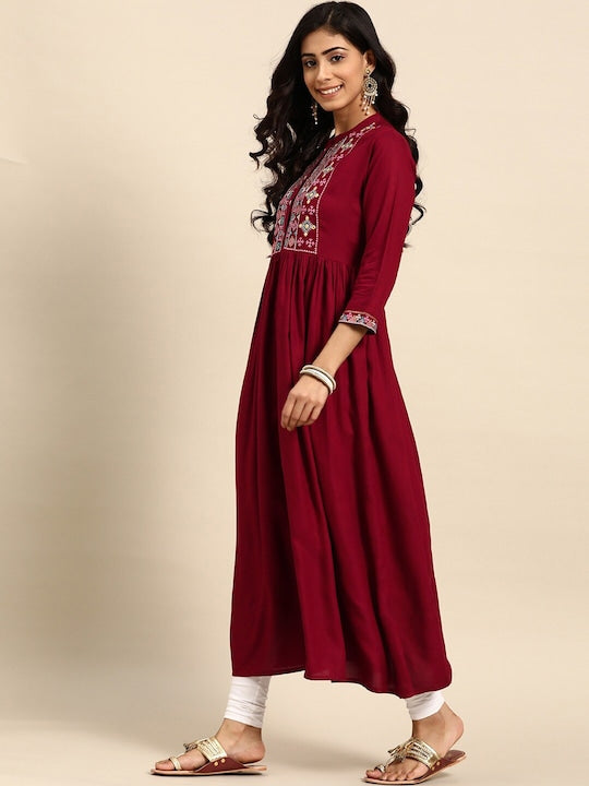 All about you Maroon Floral Yoke Designed Mandarin Collar Cotton Anarkali Kurta