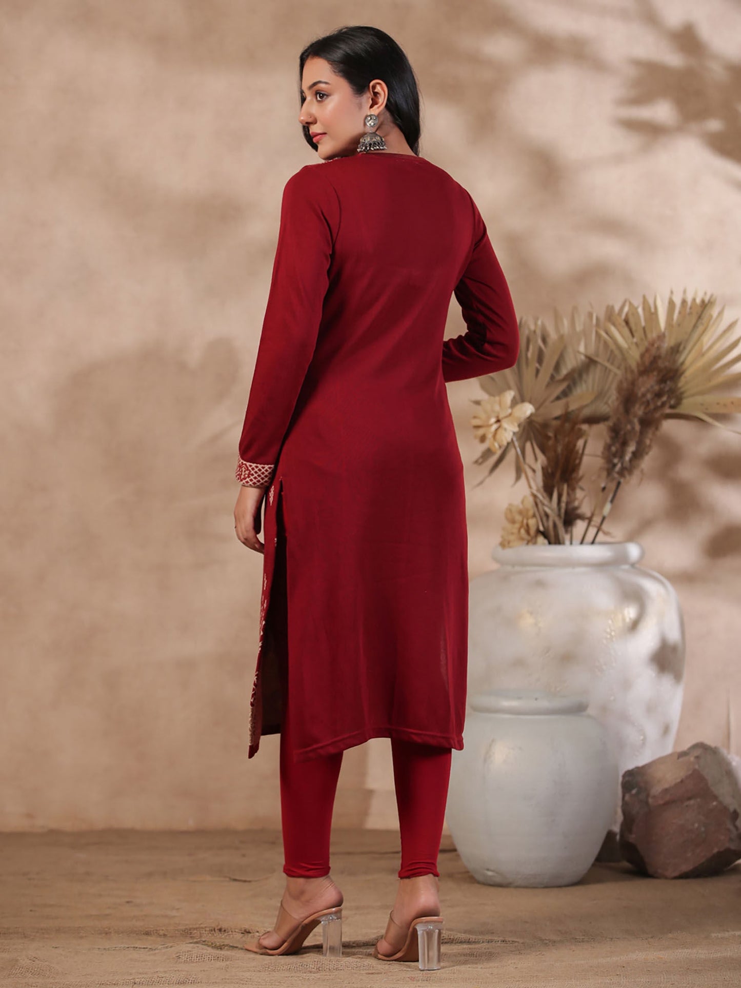 ISHIN Women's Maroon Jacquard Style Ethnic Motifs Straight Winterwear Kurta