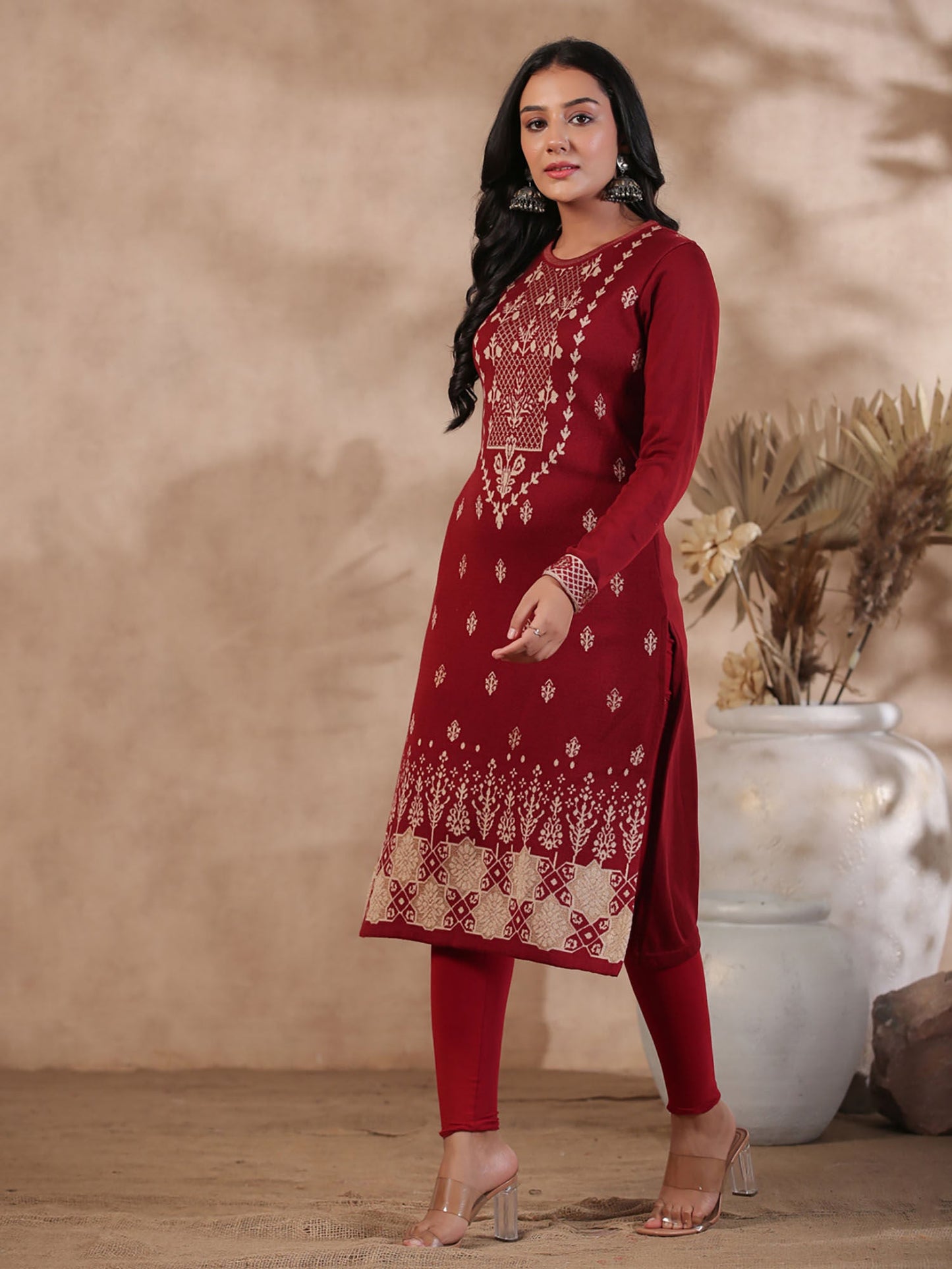 ISHIN Women's Maroon Jacquard Style Ethnic Motifs Straight Winterwear Kurta