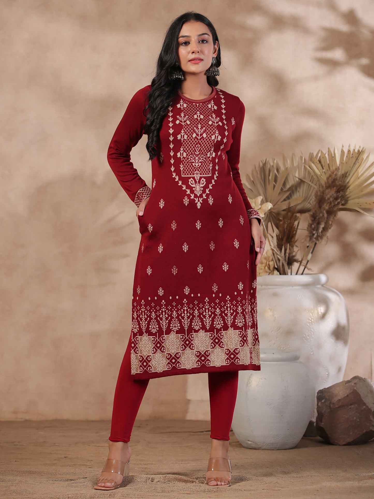 ISHIN Women's Maroon Jacquard Style Ethnic Motifs Straight Winterwear Kurta