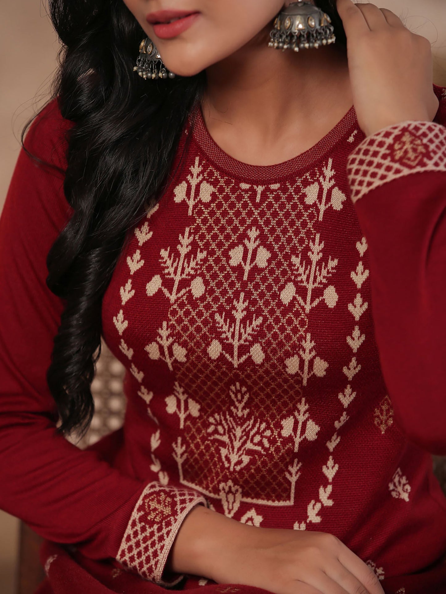 ISHIN Women's Maroon Jacquard Style Ethnic Motifs Straight Winterwear Kurta