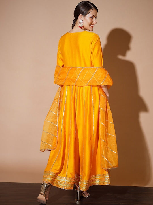Myshka Embroidered Regular Gotta Patti Kurta With Trousers & With Dupatta