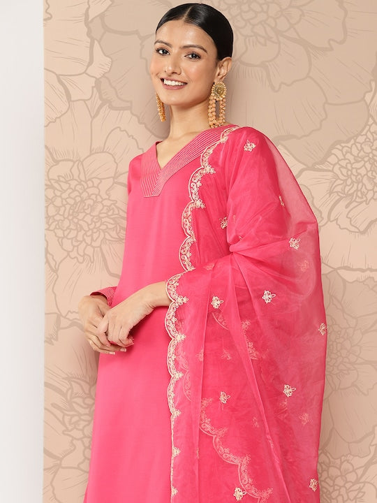 Yufta Women Embroidered Regular Thread Work Kurta with Trousers & With Dupatta