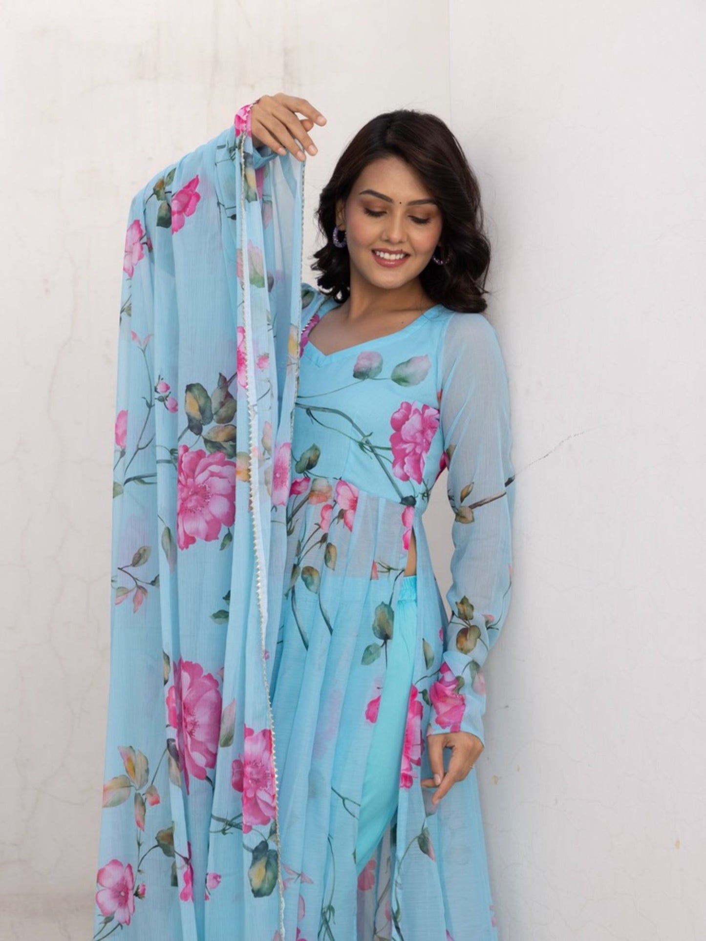 ONEWE INDIA Kirti Suit (Set of 3)