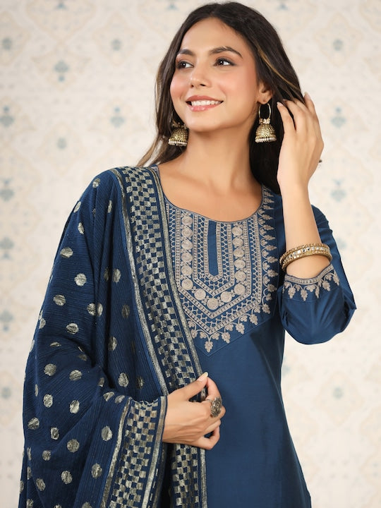 House of Pataudi Ethnic Motifs Embroidered Kurta with Trousers & With Dupatta