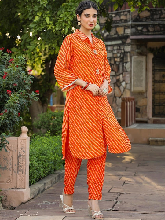 SCAKHI Leheriya Printed Kurta with Trousers