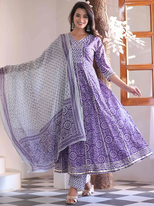 Singni Ethnic Motifs Embroidered V-Neck Three-Quarter Sleeves Pure Cotton Kurta Set