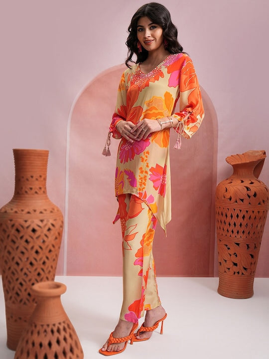 Vishudh Women Floral Printed Regular Kurta with Trousers & With Dupatta