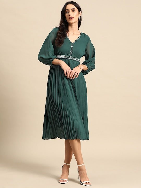 All about you Accordion Pleated Sequinned A-Line Midi Dress