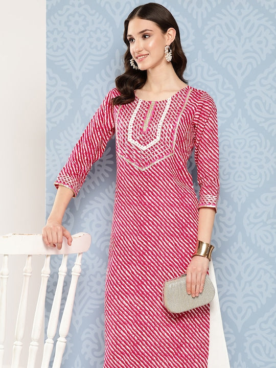 Yufta Women Leheriya Printed Gotta Patti Kurta