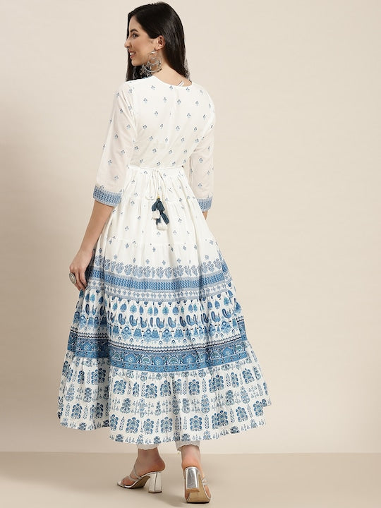 Juniper Women Blue & White Embroidered Thread Work Kurta