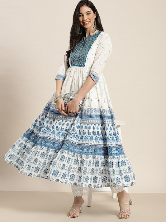 Juniper Women Blue & White Embroidered Thread Work Kurta