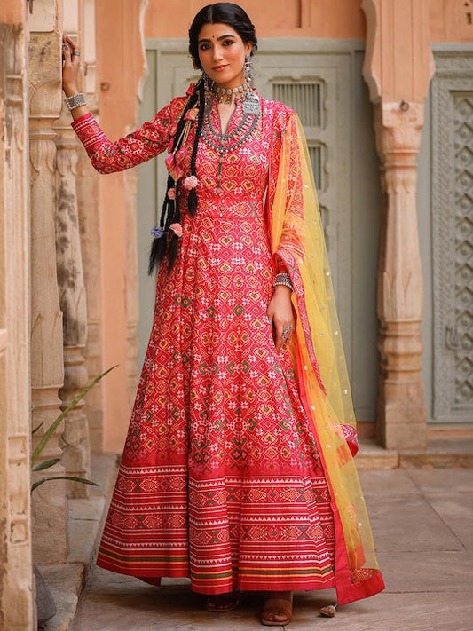 Scakhi Women Pink Ethnic Motifs Printed Anarkali Kurta With Belt And Net Dupatta