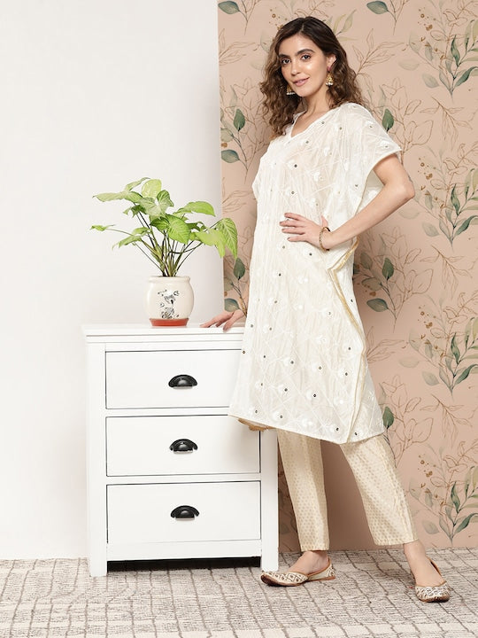 Yufta Floral Embroidered Flared Sleeves Chanderi Silk Kaftan Kurta