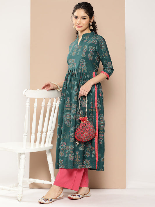 Ahalyaa Women Floral Printed Floral Crepe Kurta
