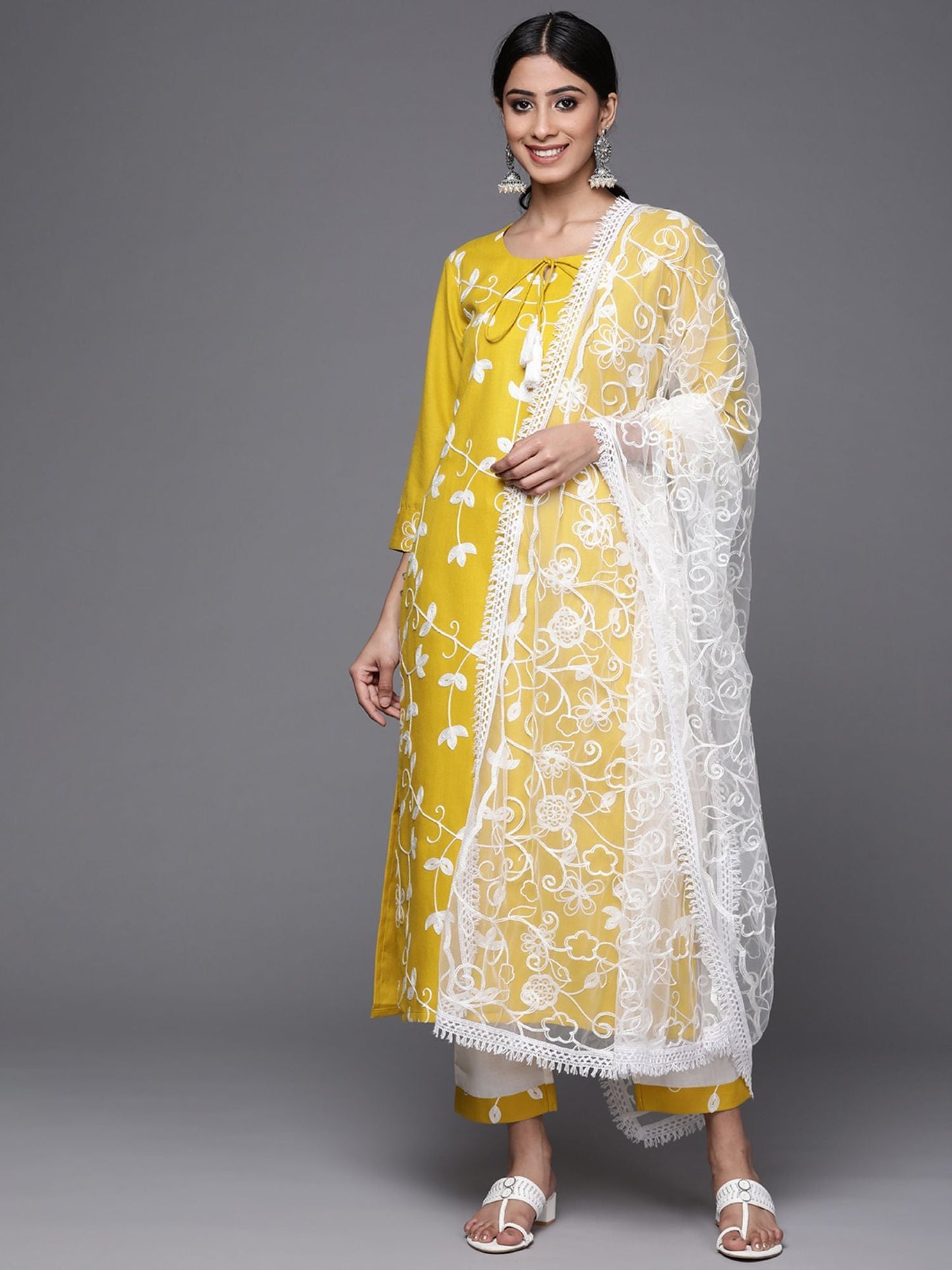 KSUT Women Yellow Embroidered Pure Cotton Kurta (Set of 3)