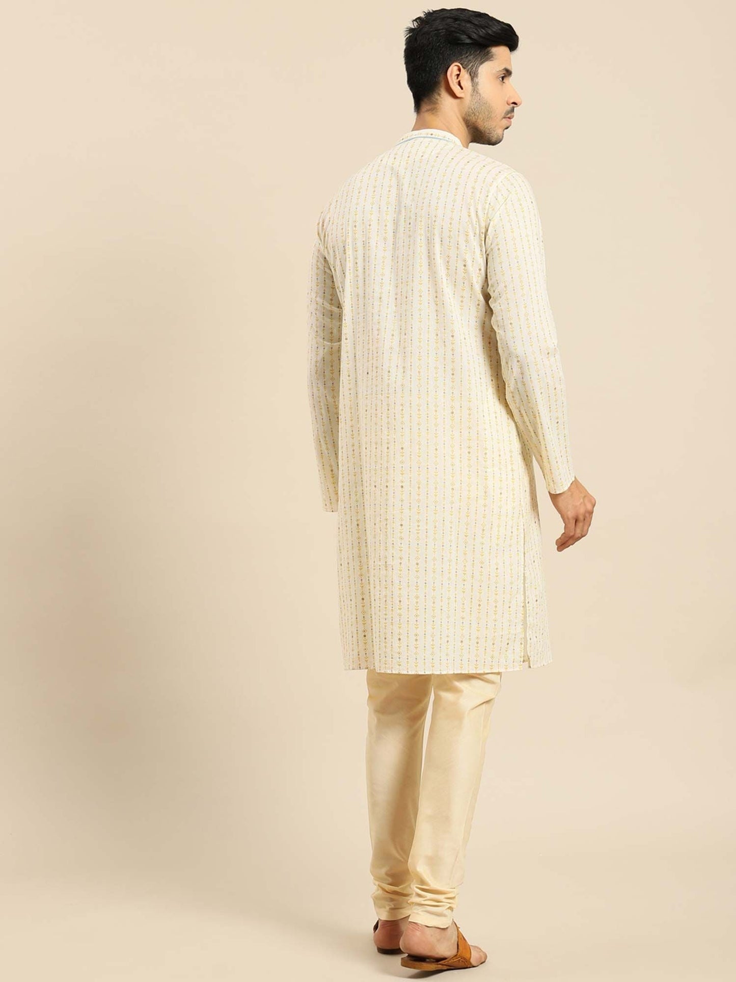 Amodh by Kisah Men Multi Kurta (Set of 2)