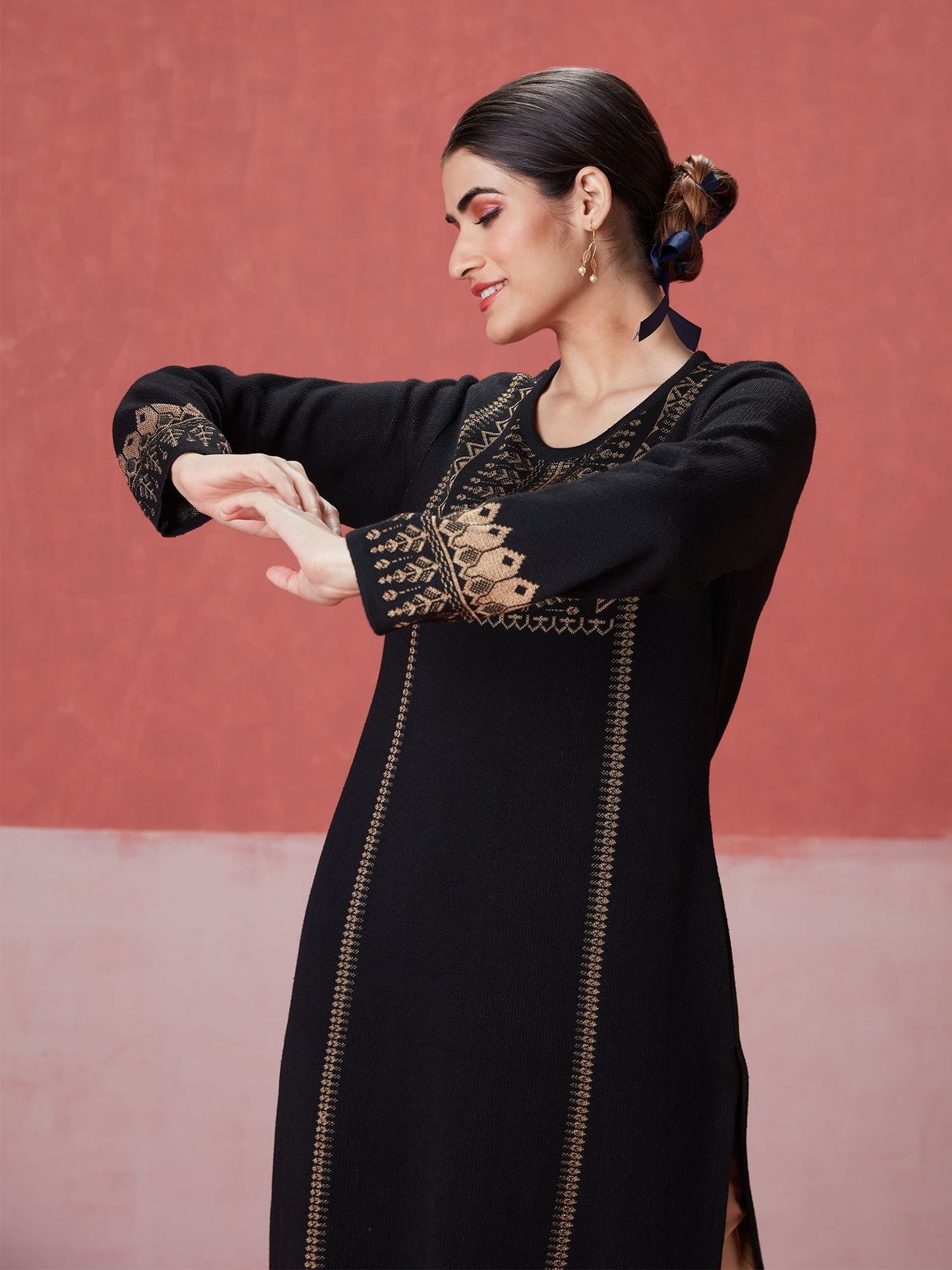 Likha Black Woollen Acrylic Jacquard Winter Kurta