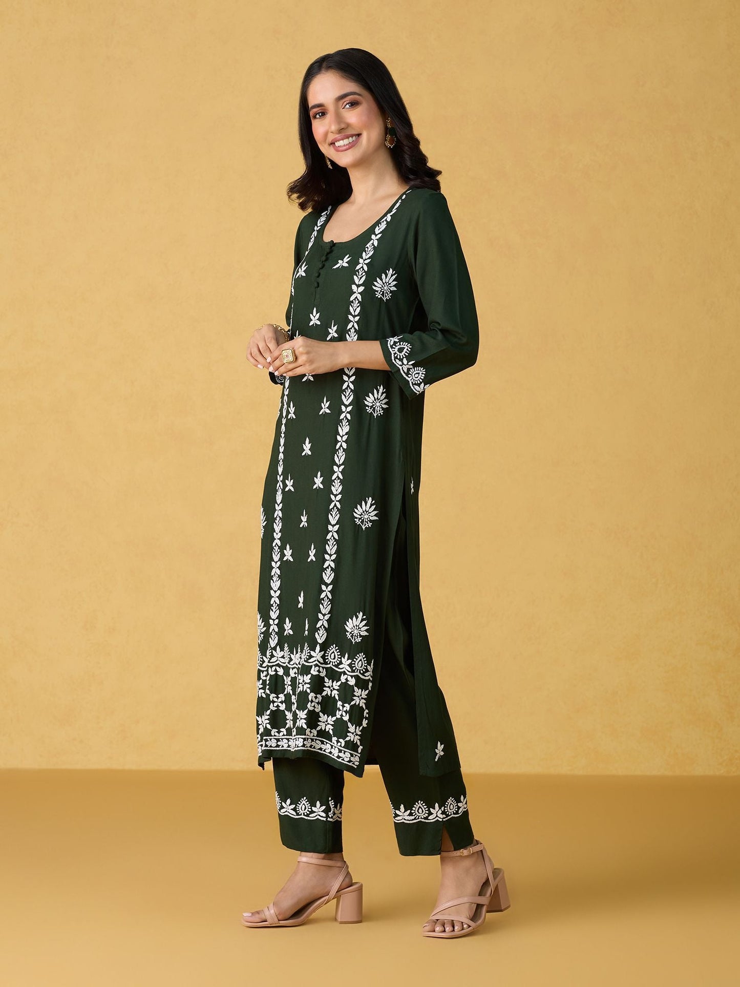 Likha Green Chikankari Kurta Pant & Dupatta (Set of 3)