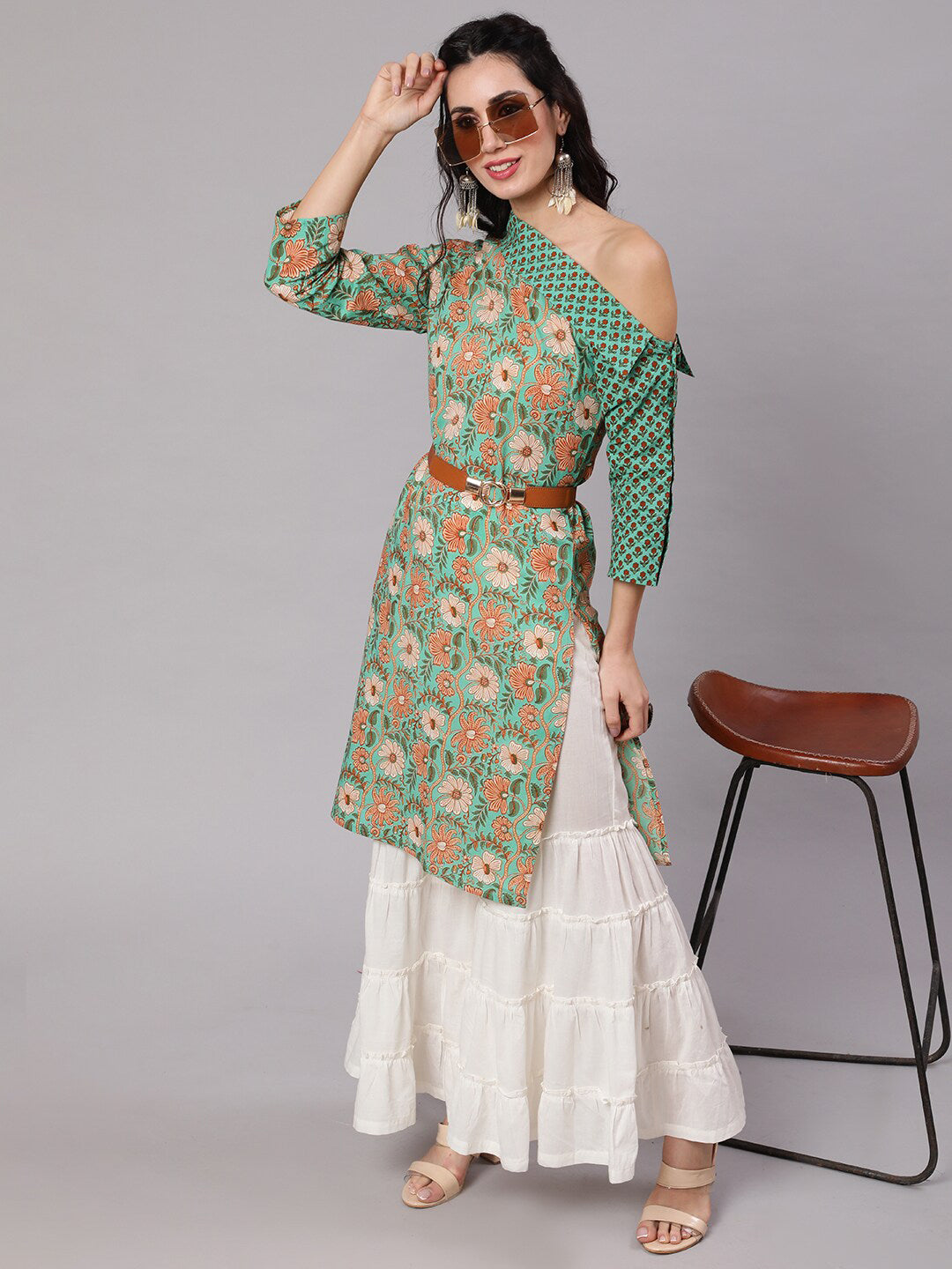 AKS Floral Printed Round Neck Cotton Straight Kurta