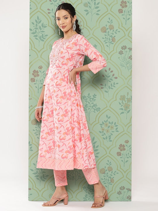 Yufta Women Floral Embroidered Gotta Patti Pure Cotton Kurta with Trousers & With Dupatta