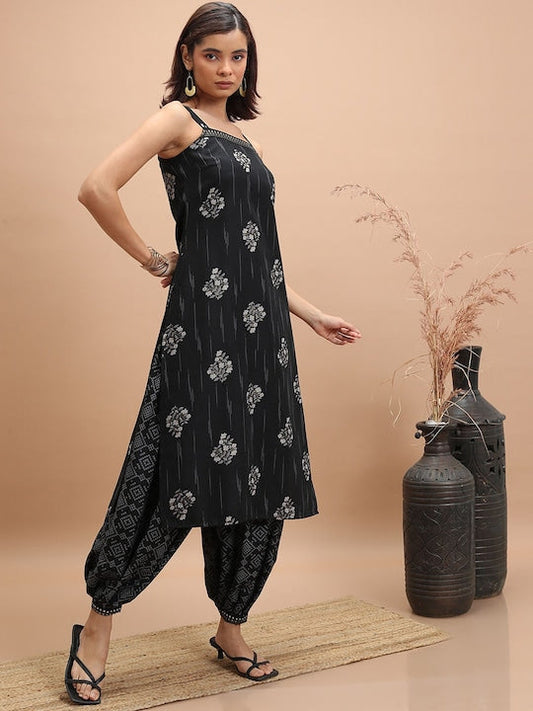 Vishudh Black Floral Printed Shoulder Strap Regular Kurta With Patiala & Dupatta