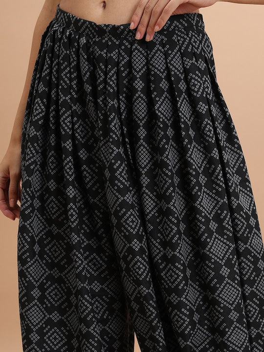 Vishudh Black Floral Printed Shoulder Strap Regular Kurta With Patiala & Dupatta
