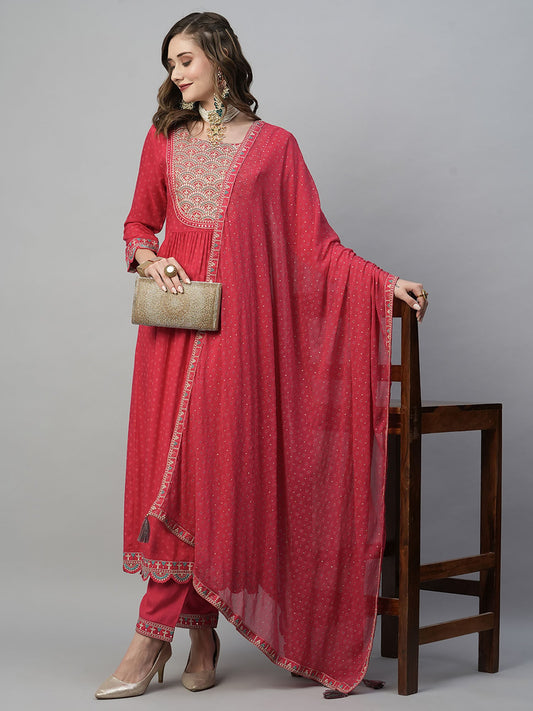 Heeposh Magenta Printed Nayra Cut Kurta with Heavy Embroidery & Chiffon Dupatta (Set of 3)