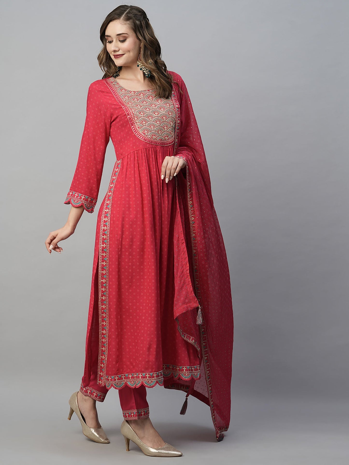 Heeposh Magenta Printed Nayra Cut Kurta with Heavy Embroidery & Chiffon Dupatta (Set of 3)