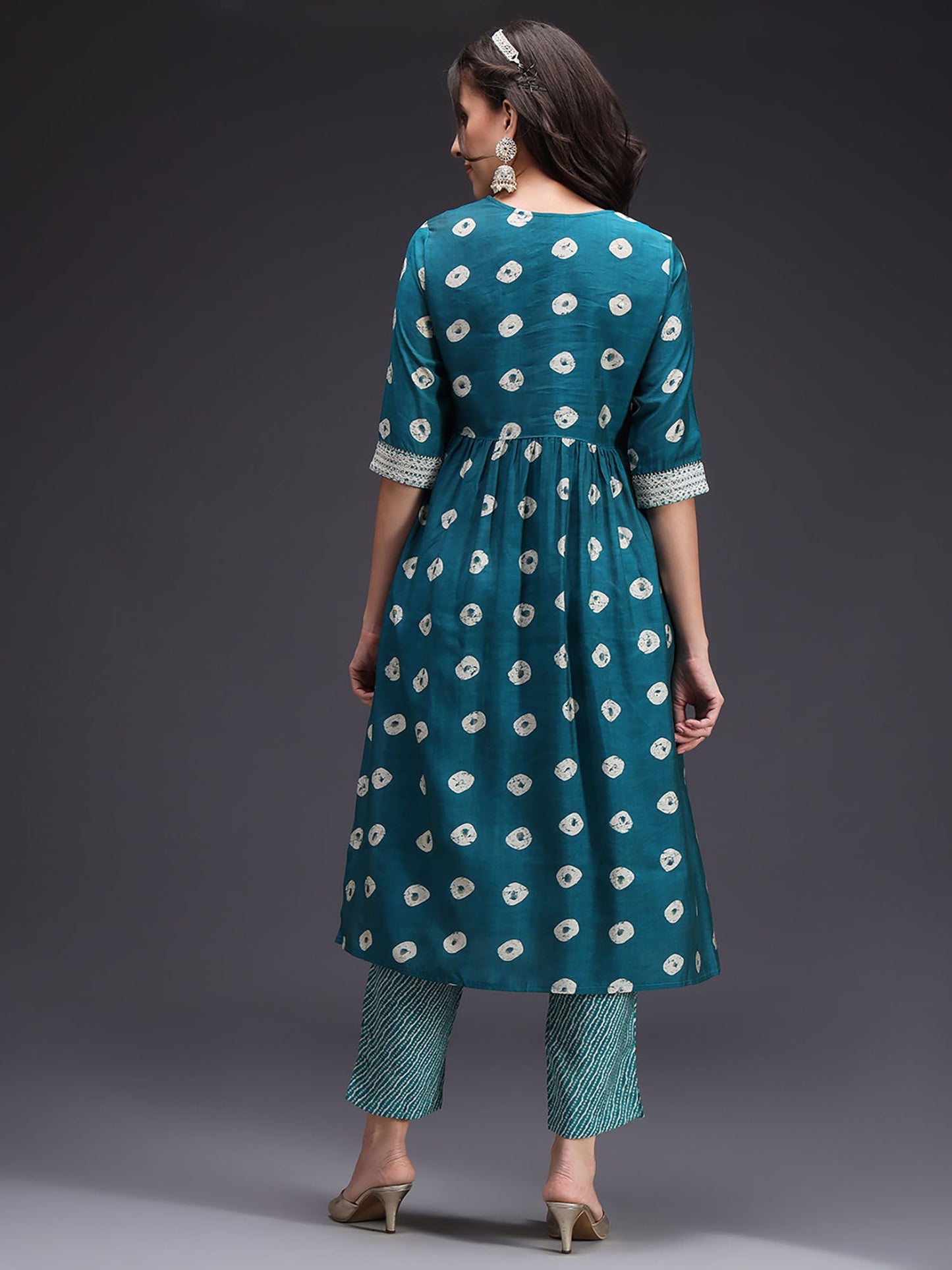 Heeposh Teal Embroidered Yoke Kurta & Pant (Set of 2)