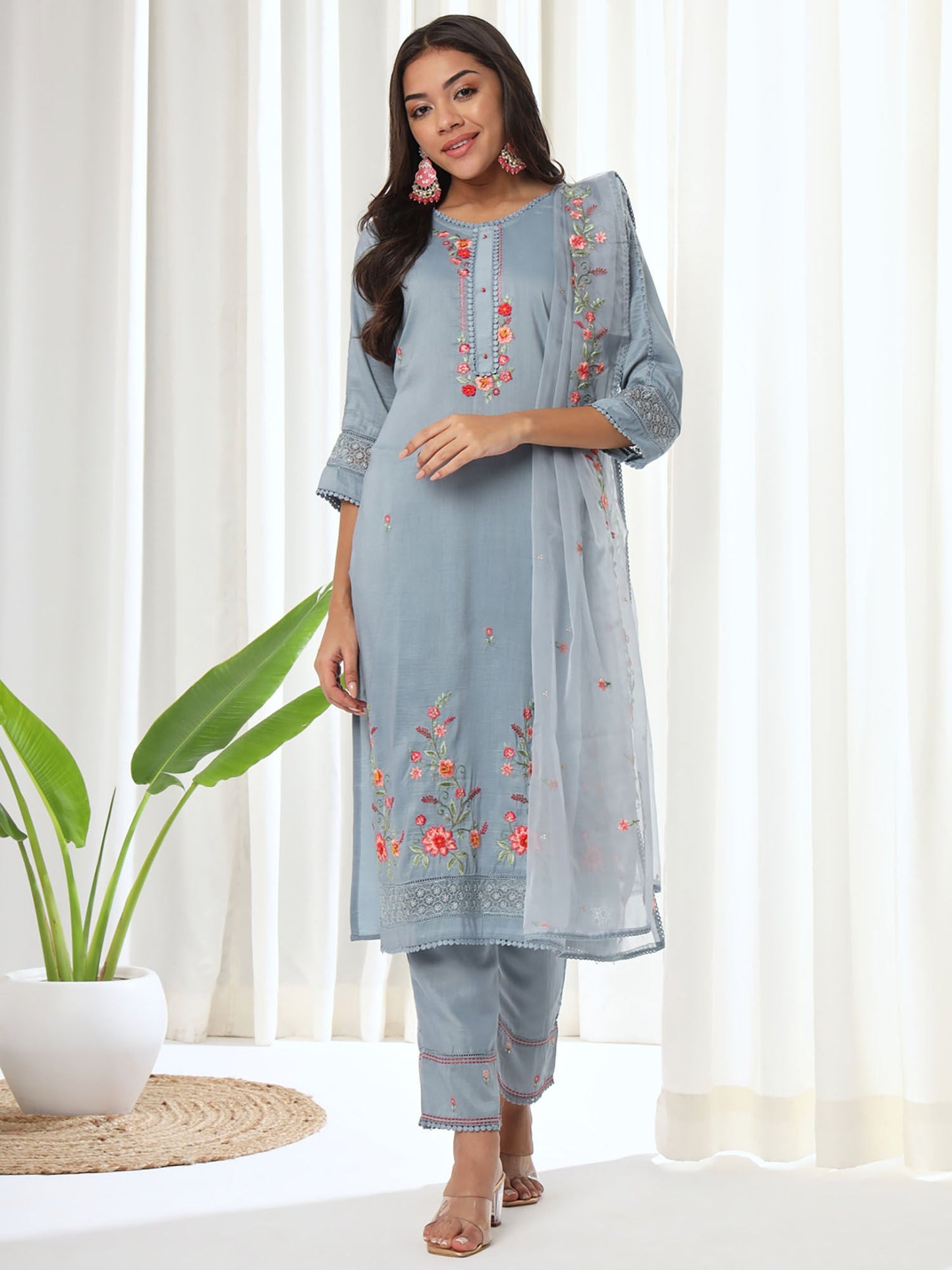 Heeposh Blue Embroidered Kurta & Pant with Organza Dupatta (Set of 3)