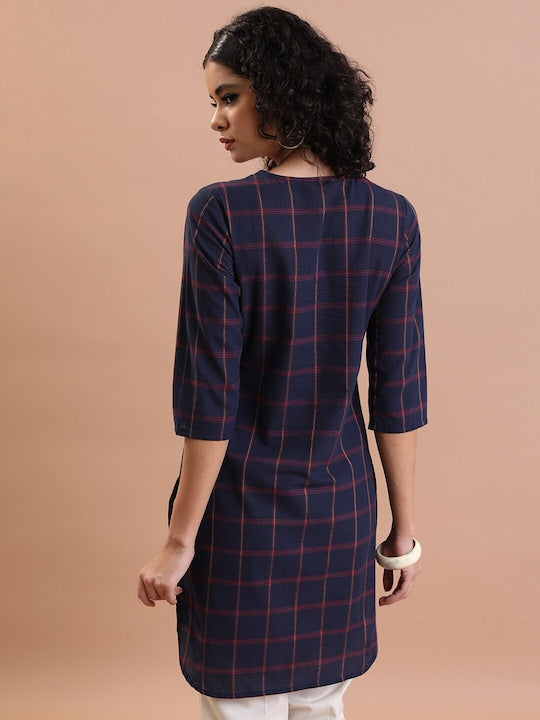 Vishudh Checked Thread Work Cotton Straight Kurta