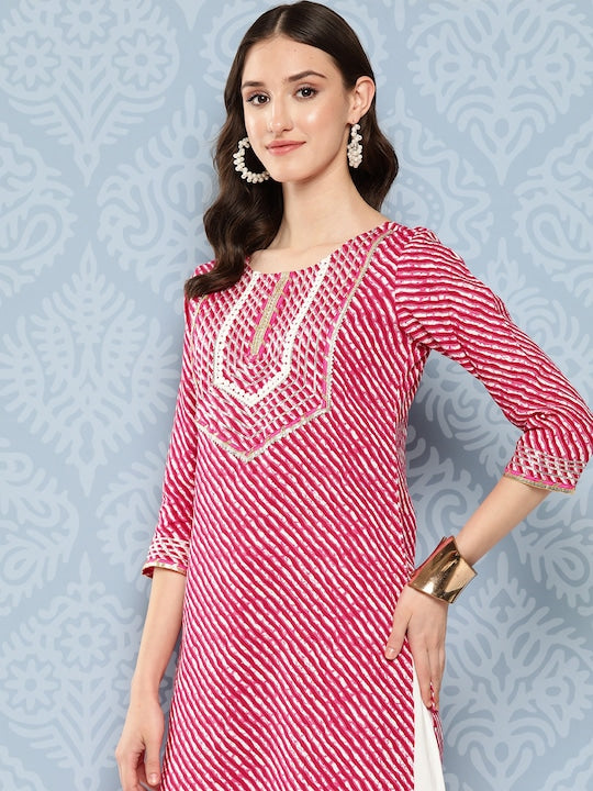 Yufta Women Leheriya Printed Gotta Patti Kurta