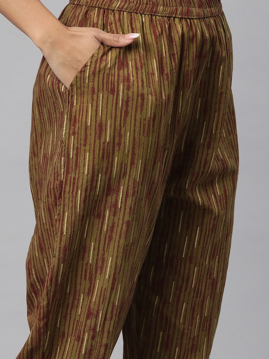 Readiprint Fashions Women Floral Printed Pure Cotton Kurta with Trousers & With Dupatta