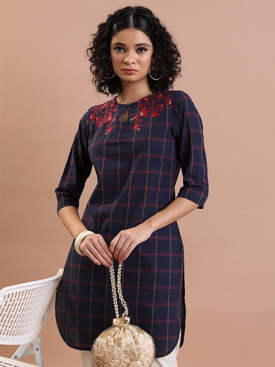 Vishudh Checked Thread Work Cotton Straight Kurta