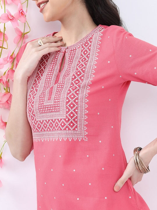 Vishudh Keyhole Neck Ethnic Motifs Printed Straight Cotton Kurta