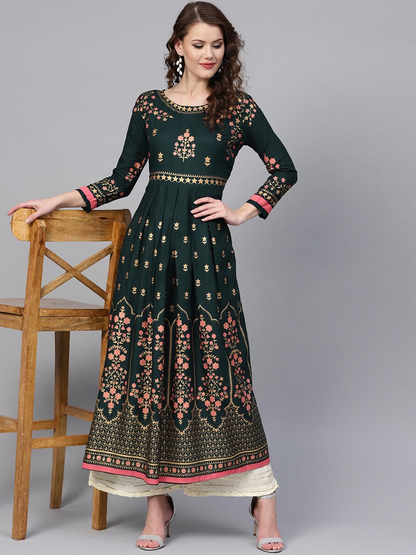 ISHIN Women Rayon Green Printed Anarkali Kurta